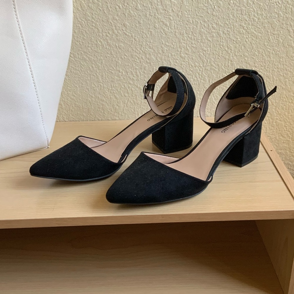 Suede Pointed Toe Block Heel Strappy Sandal
